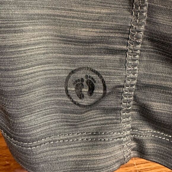 Hang Ten pull over Mens Gray Black UPF 50+ Grorpcore outdoor Shirt. Size Large. - Picture 2 of 6